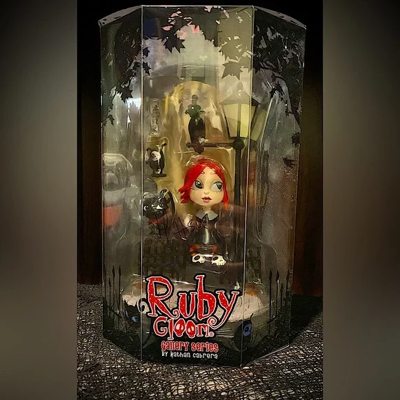 SALE NIB 2004 RARE & SIGNED Ruby Gloom Mighty Fine brand collectible set - Picture 2 of 7